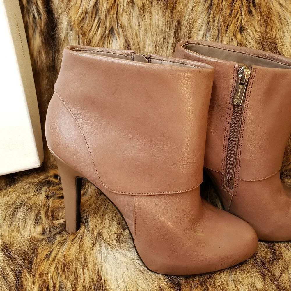 Women's Jessica Simpson ADDEY Platform Ankle Boot Heel SLATER‎ TAUPE NIB 9M